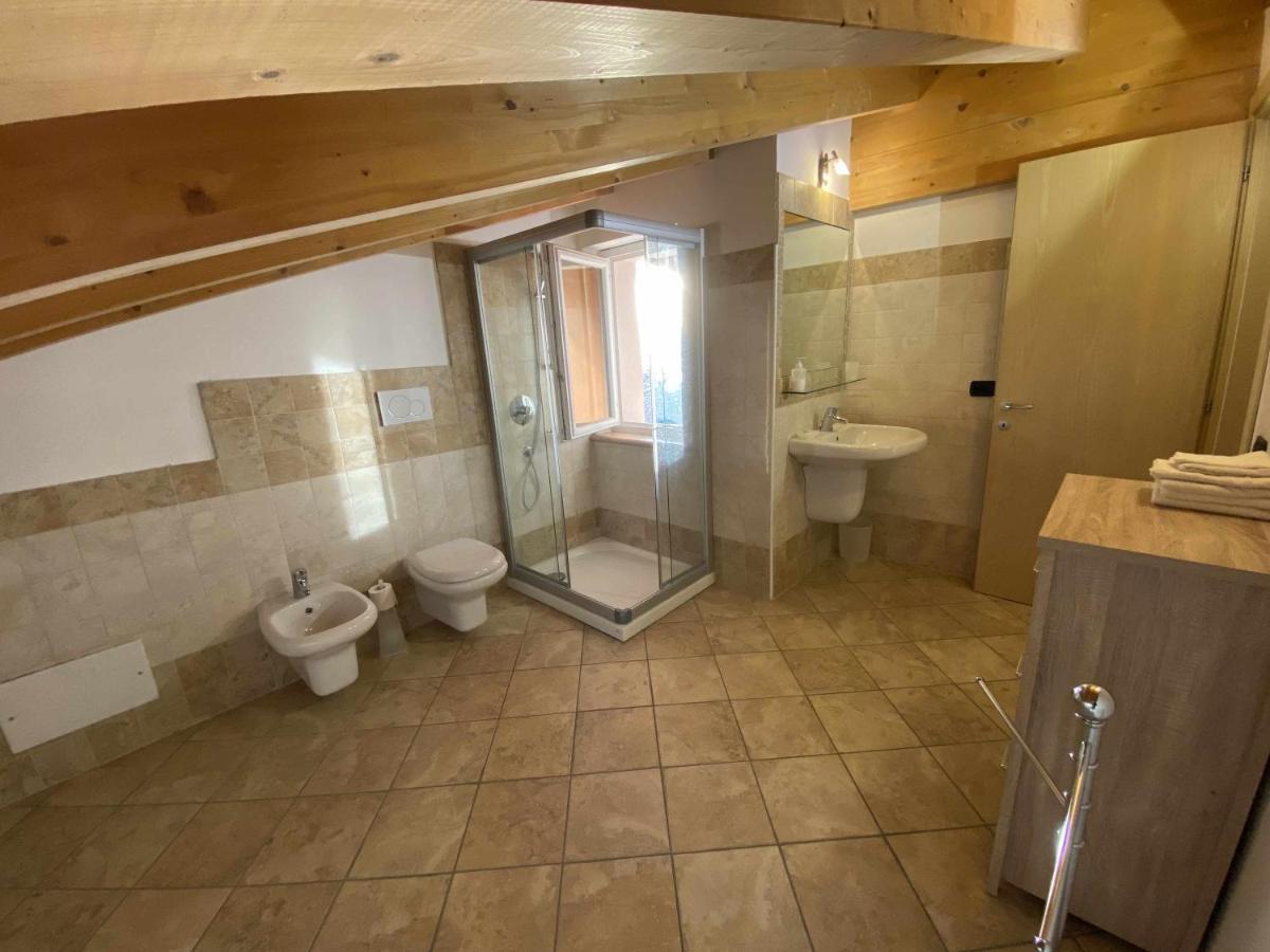 Villa La Terrazza Baldo Garda San Zeno di Montagna Esterno foto